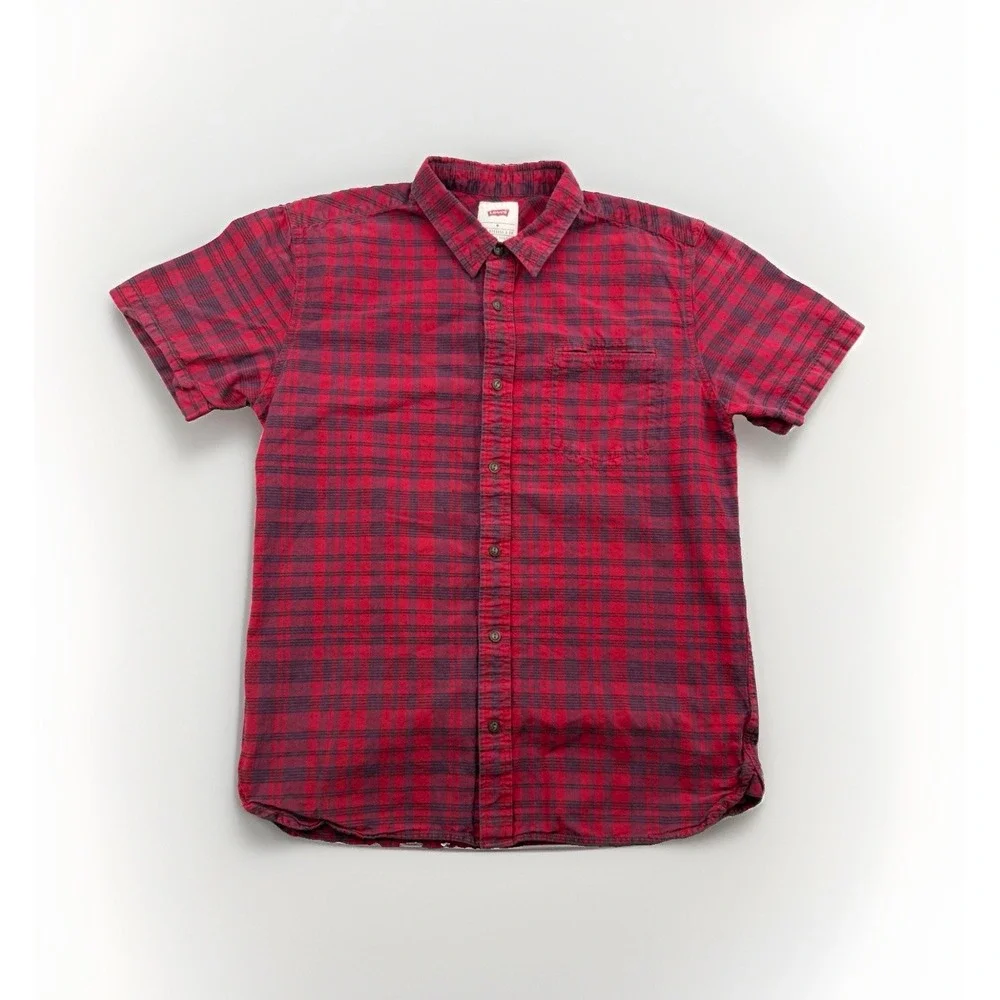 Levis Mens Size Medium Button Up Plaid Cotton Polyester Red Camisa Short Sleeve
